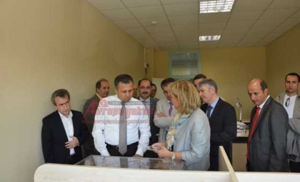 Tekirdağ Valisi Ali Yerlikaya`dan Çorlu Mühendislik Fakültesi Ve Çorlu Myo`ya Ziyaret