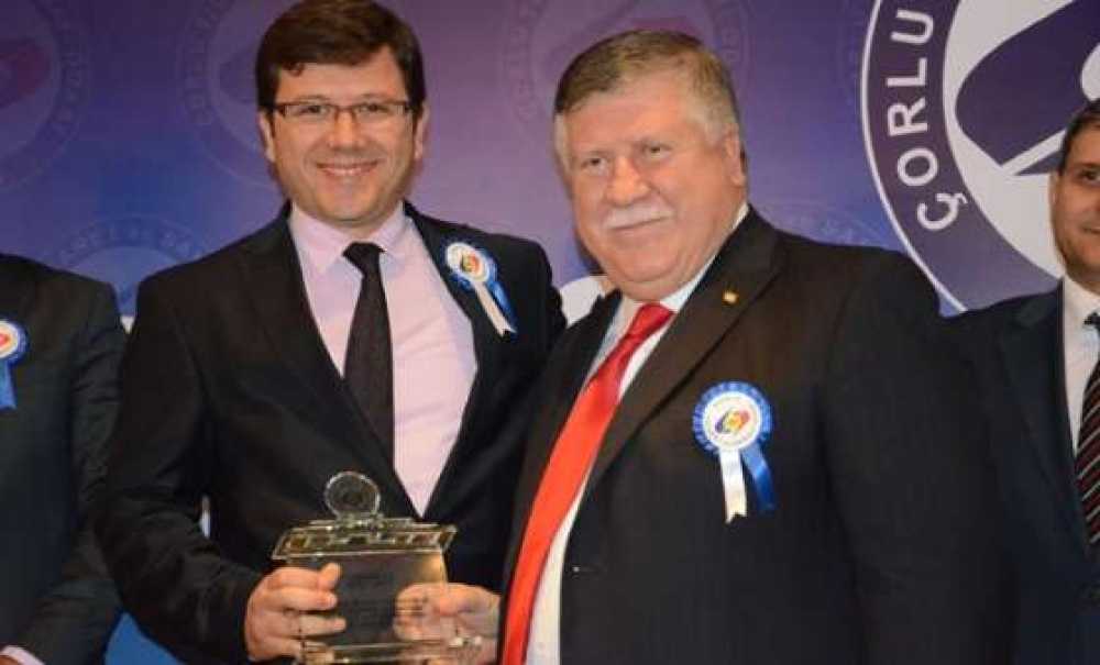 Türkiye İş Bankası Çorlu Şubesi'ne Onur Ödülü