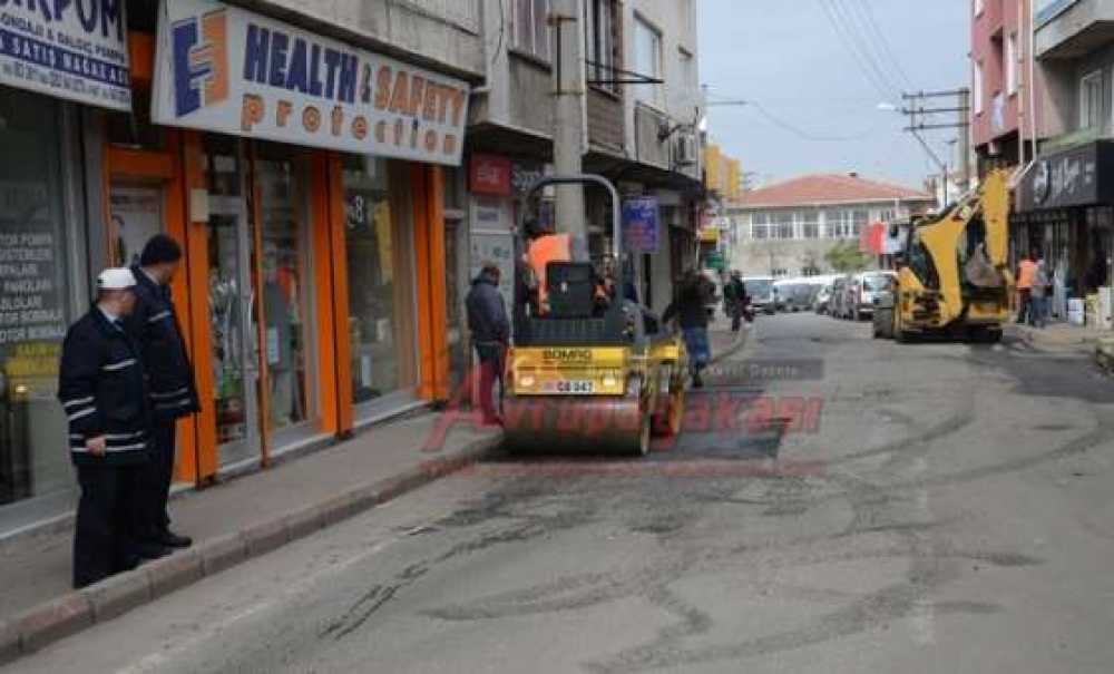 Çorlu Belediyesi Yamalama Çalışmalarına Başladı