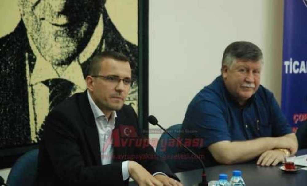 Uygulamalı Girişimcilik Eğitimini Tamamlayanlara Sertifikaları Verildi