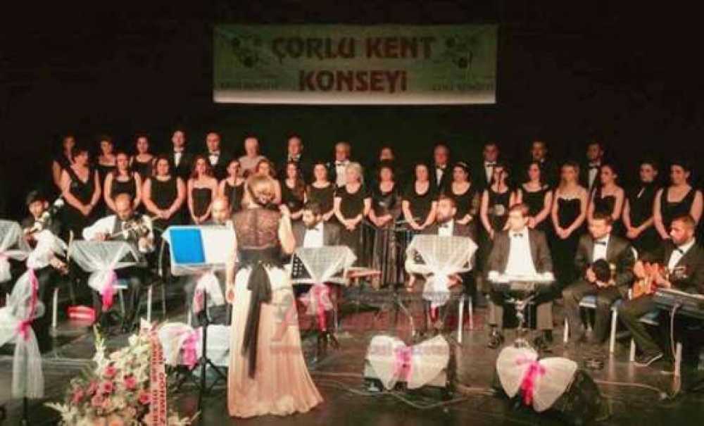 Çorlu Kent Konseyi Korosu`ndan Türk Sanat Müziği Konseri