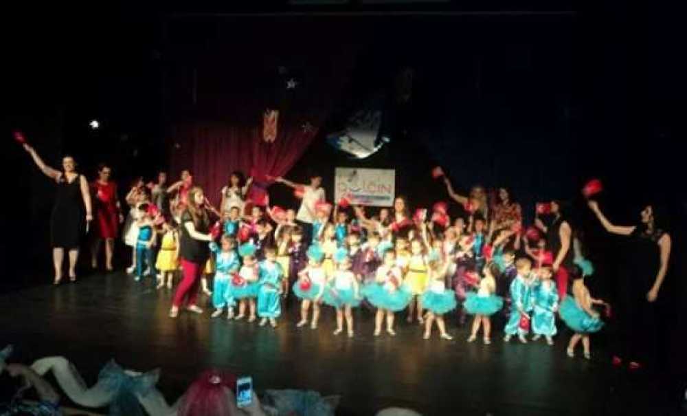 Özel Gülçin Kreş Öğrencilerinden Yılsonu Gösterisi