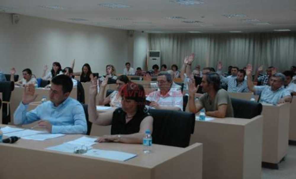 Çorlu Belediyesi`nden Çorlu Emniyetine 10 Otomobil 126 Ton Mazot