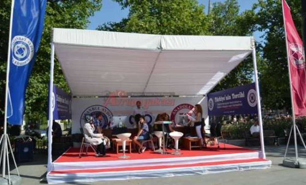 İstanbul Aydın Üniversitesi'nden Çorlu'da Tercih Merkezi