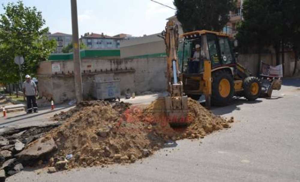 Yetersiz Kanalizasyon Hatları Yenileniyor