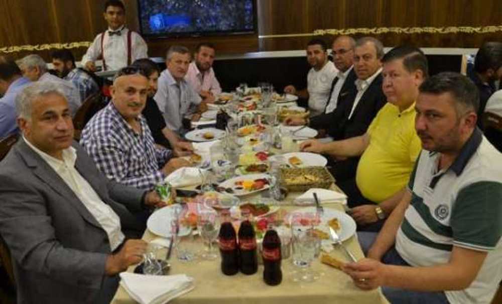 Kartürk Yapı'dan İftar Yemeği