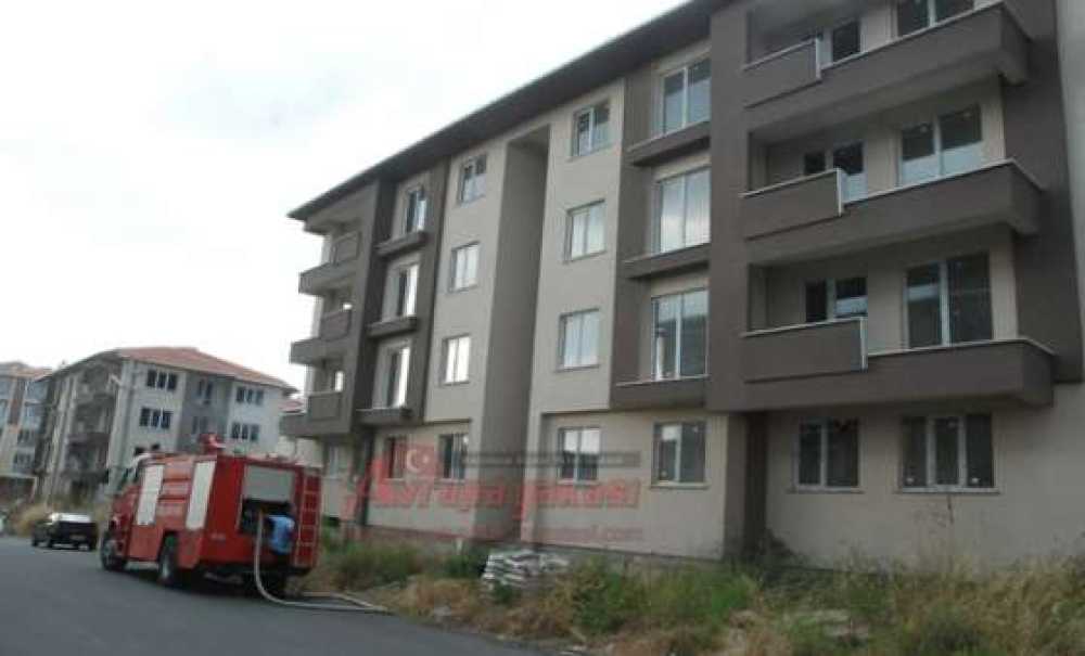 Yangın İhbarı İtfaiyeyi Alarma Geçirdi