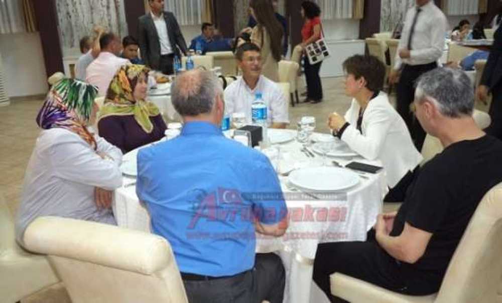 Ergene Kaymakamlığından Şehit Ailelerine İftar Yemeği