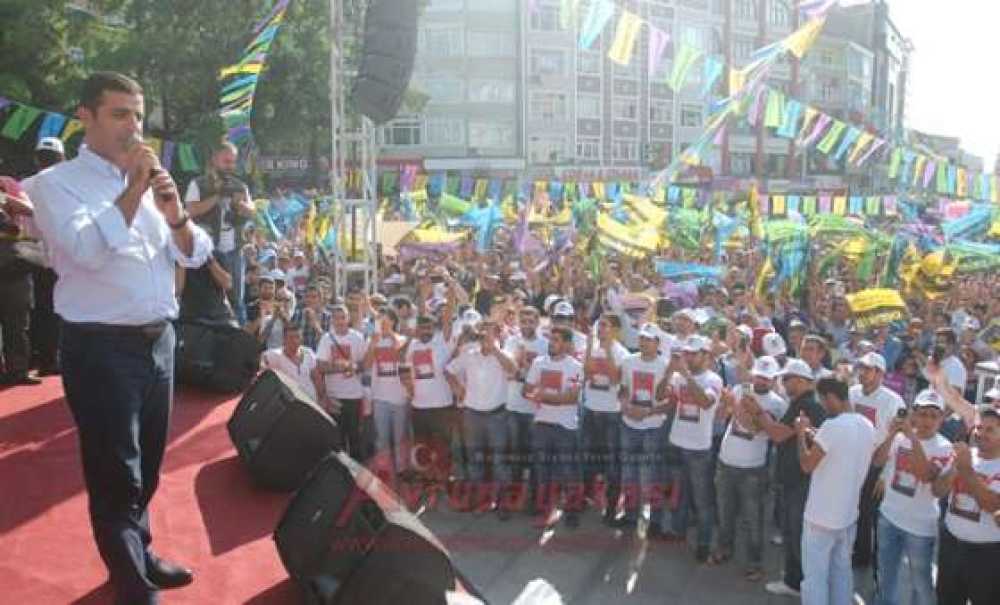 Cumhurbaşkanı Adayı Selahattin Demirtaş Çorlu`da