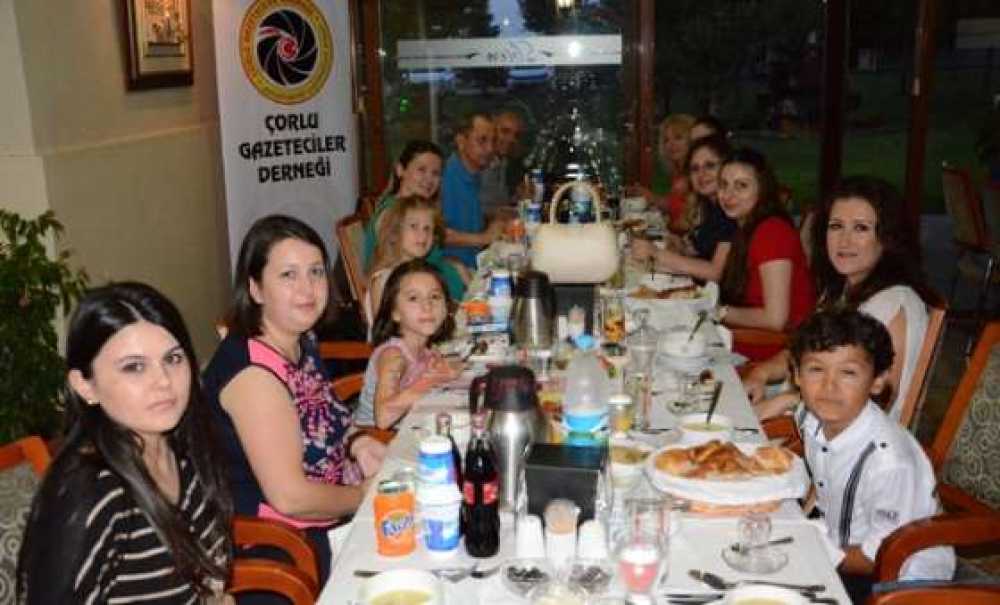 Büyük Aile İftarda Buluştu