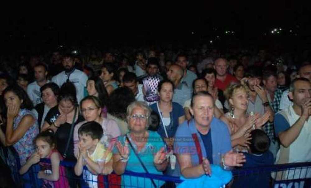 Hüseyin Turan Türkülerini Çorlulular İçin Seslendirdi