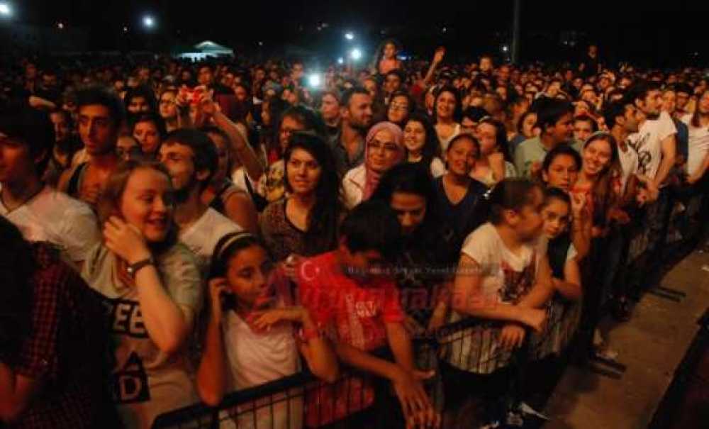 Çorlu`dan Model Geçti