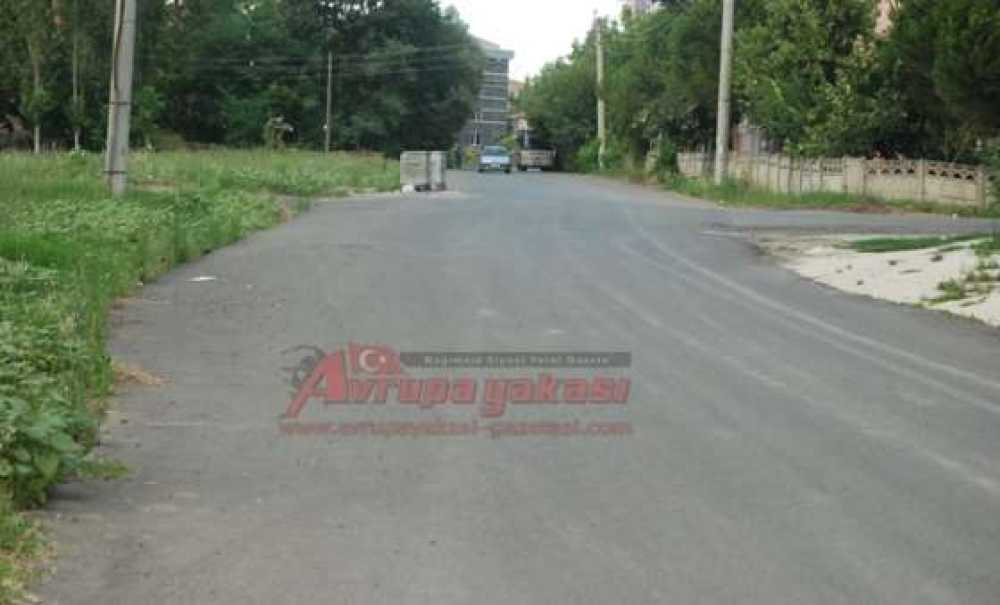 Mahalle Sakinlerinden Kaldırım Tepkisi