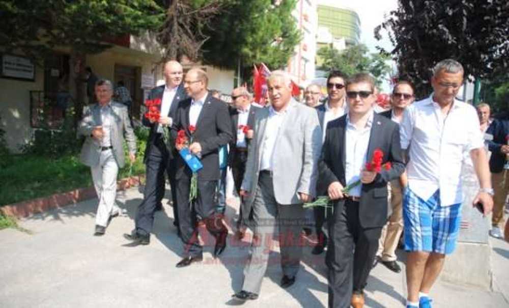 Ak Parti'den Sevgi Yürüyüşü