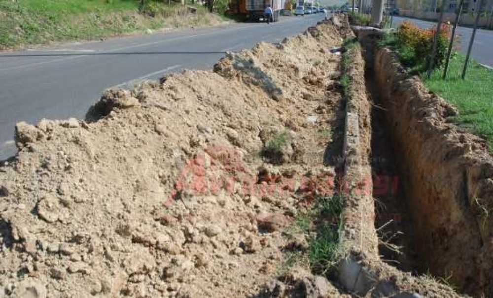 Elektrik Tellerini Yer Altına Alıyor