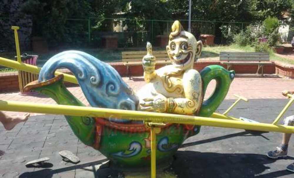 Sp Çorlu İlçe Başkanı Vakitçi`den Çocuk Parkındaki Figürlere Ucube Benzetmesi