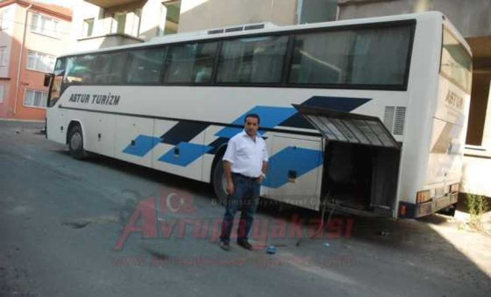 Park Halindeki Otobüsün Akülerini Çaldılar