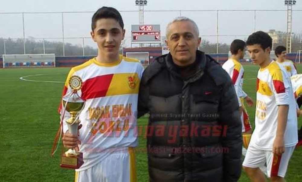 Aslanspor U-17'de Şampiyon Oldu