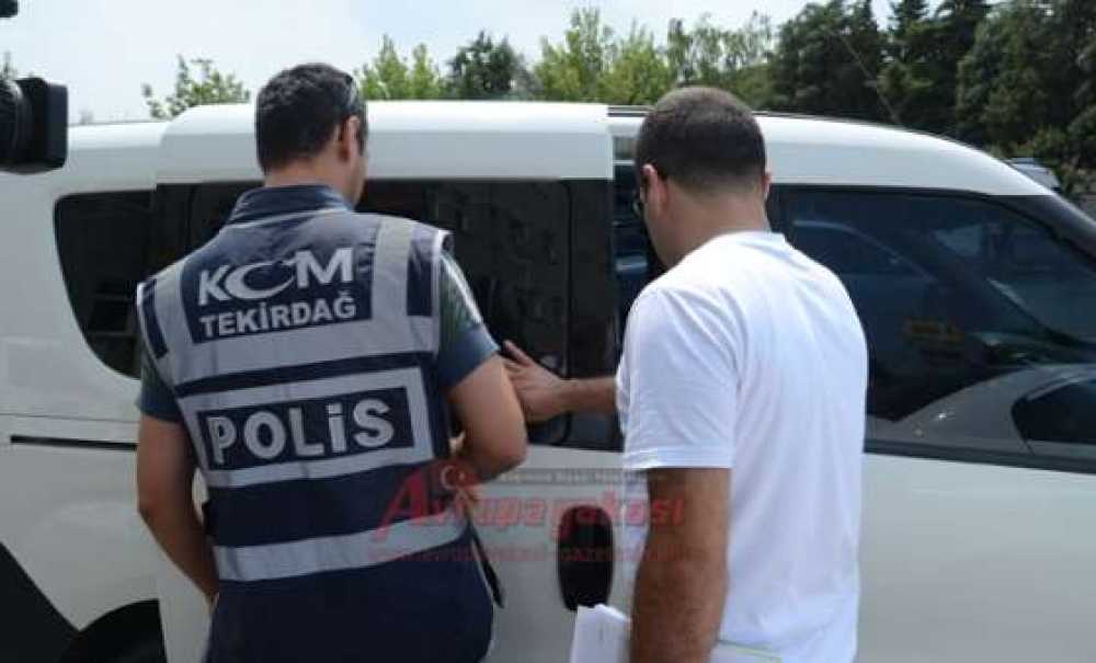 Polisin Şüphelendiği Şahsın Üzerinden Esrar Çıktı