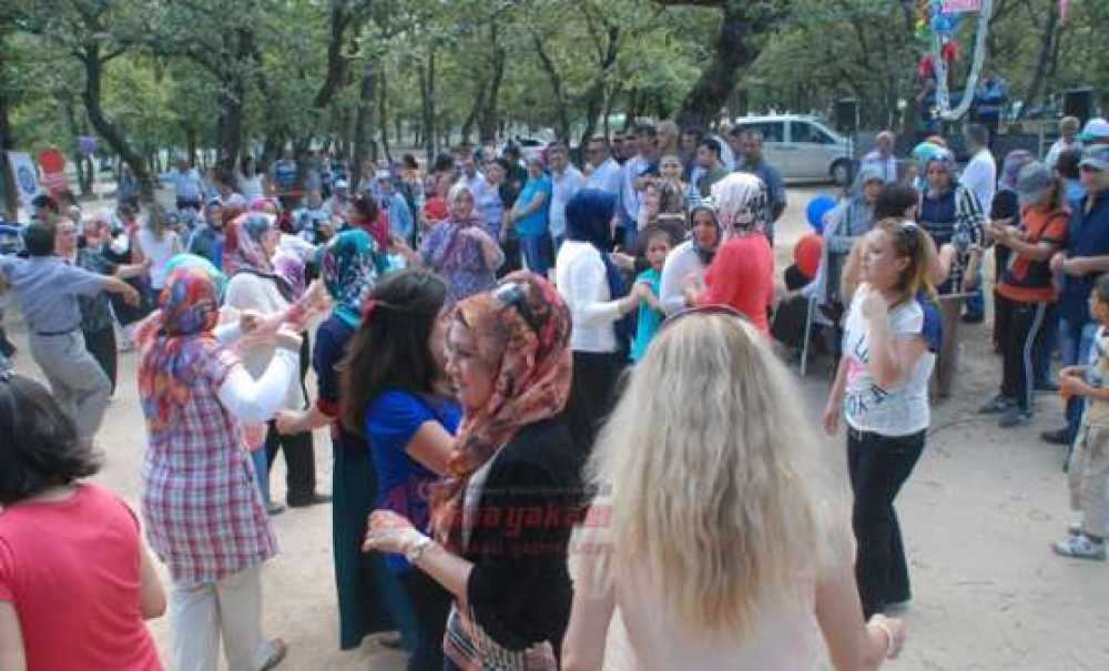 Öz – İplik İş`ten Sünnet Şöleni