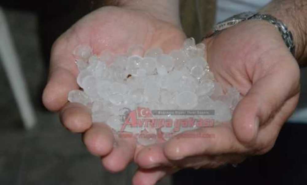 Çorlu'ya Dolu Yağdı