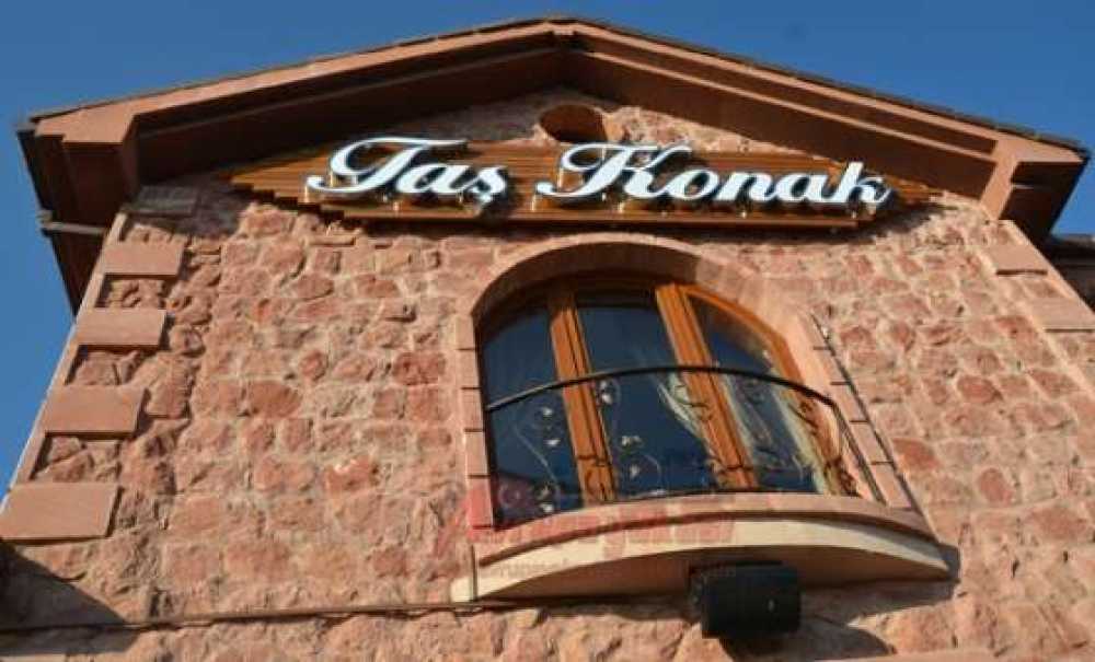 Taş Konak Açıldı