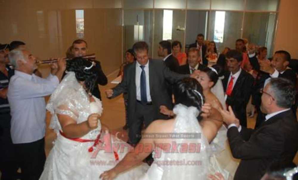 23 Çifte Toplu Nikah Kıyıldı