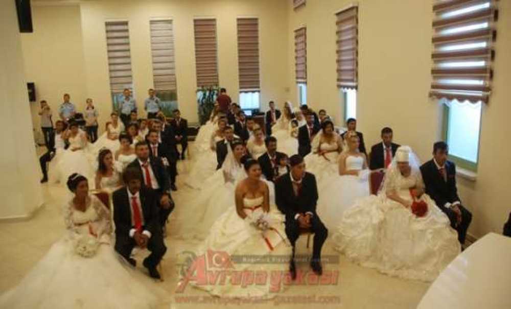 23 Çifte Toplu Nikah Kıyıldı