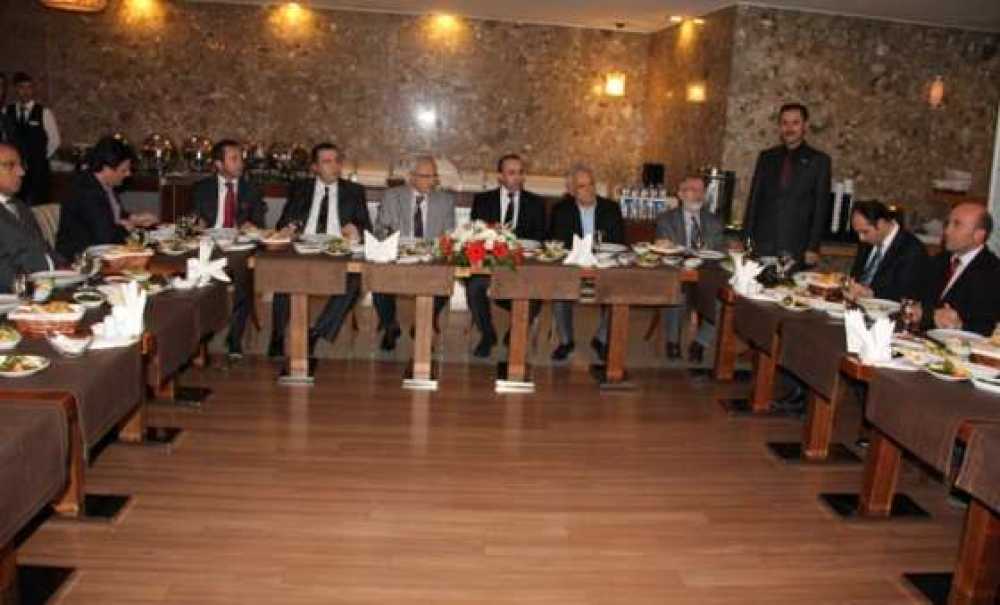 Tagid, Sivas Valisi Zübeyir Kemelek'i Makamında Ziyaret Etti