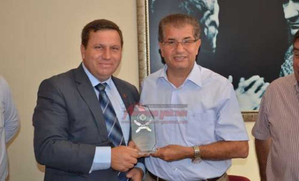 Gönüllerin Kaymakamından Muhtarlar Derneğine Veda Ziyareti