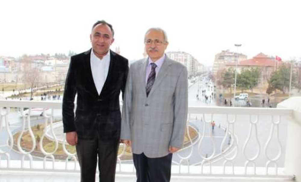 Tagid, Sivas Valisi Zübeyir Kemelek'i Makamında Ziyaret Etti