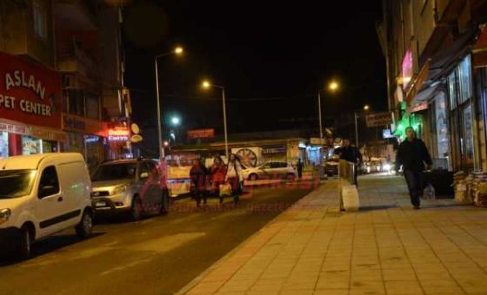 Mandıracı Ve Şehit Teğmen Yavuzer Caddesi Işıl Işıl
