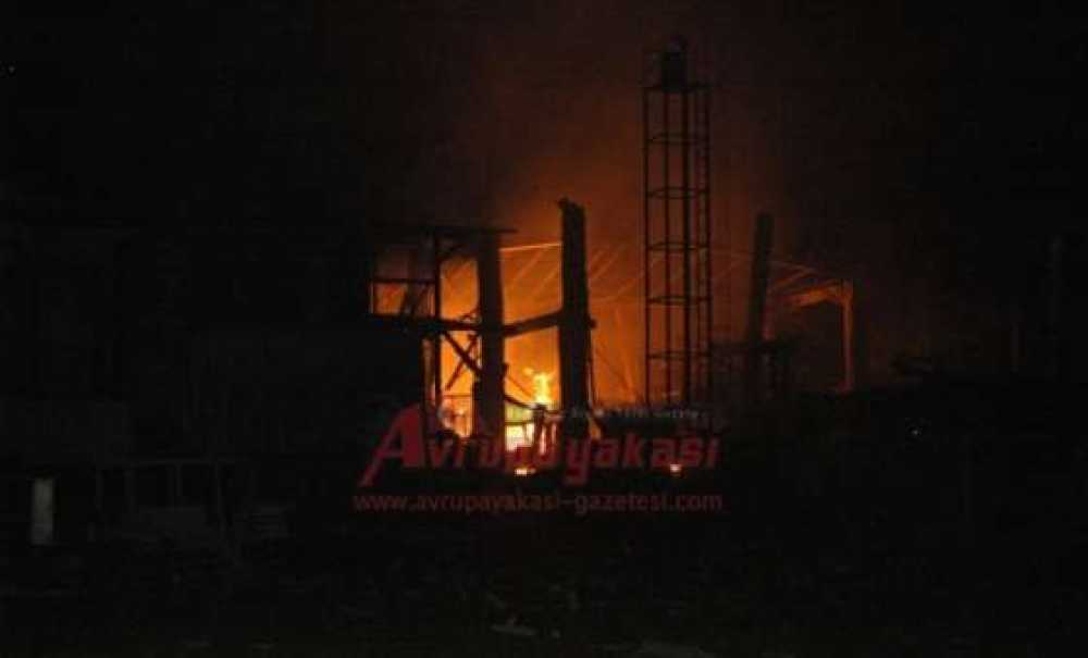 Kimya Fabrikasında Patlama: Biri Ağır 3 Yaralı