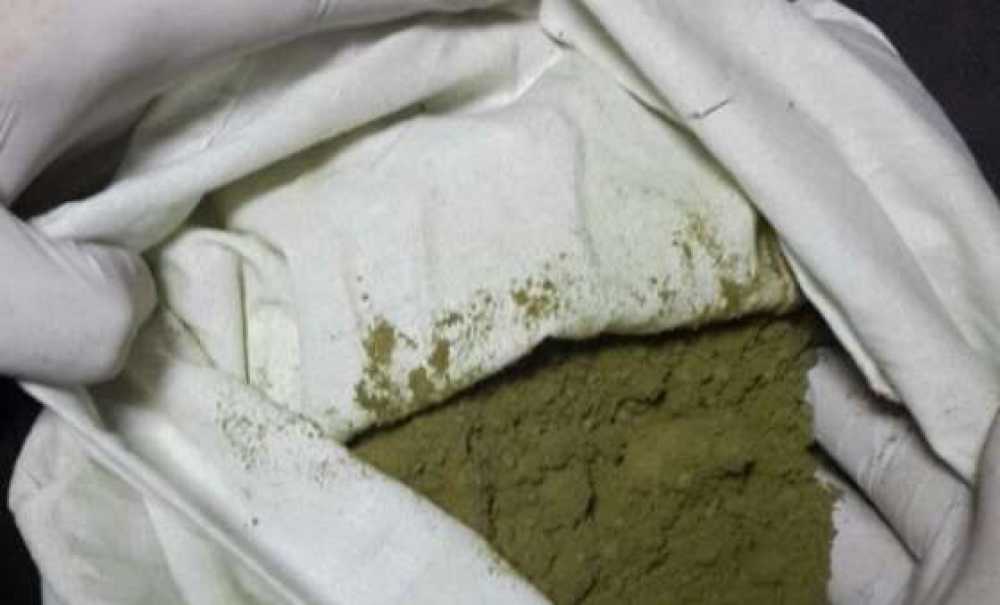 Kendisine Esrar Emanet Eden Erkek Arkadaşını Polise Yakalattı