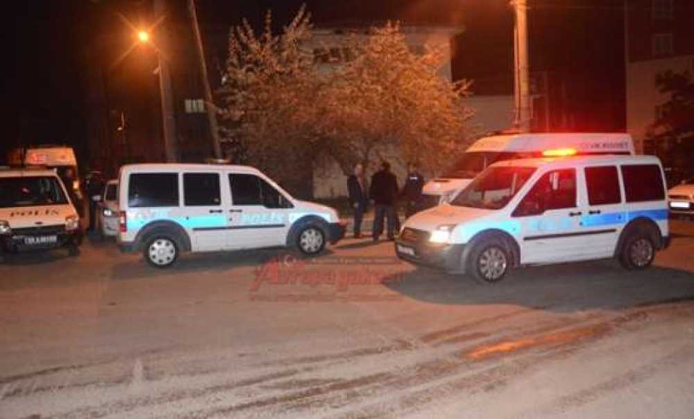 Çorlu'da Polise Taşlı Kobani Saldırısı