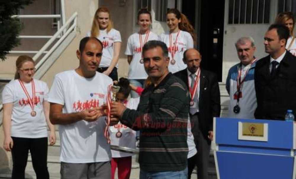 Çorlu'da Sağlıklı Yaşam Yürüyüşü Düzenlendi