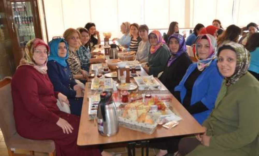 Çorlu Devlet Hastanesi Can Dostu Gönüllüleri Kahvaltıda Buluştu