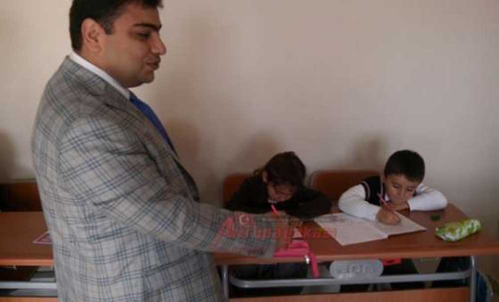 Kaymakam Kızıltoprak, Okulları Ziyaret Etti