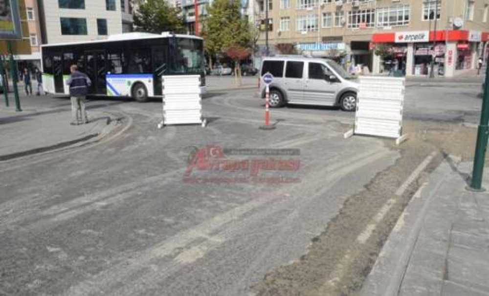 Su Patlağı Trafiği Etkiledi