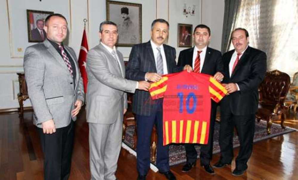 Çorluspor 1947`den Tekirdağ Valisi Yerlikaya`ya Ziyaret
