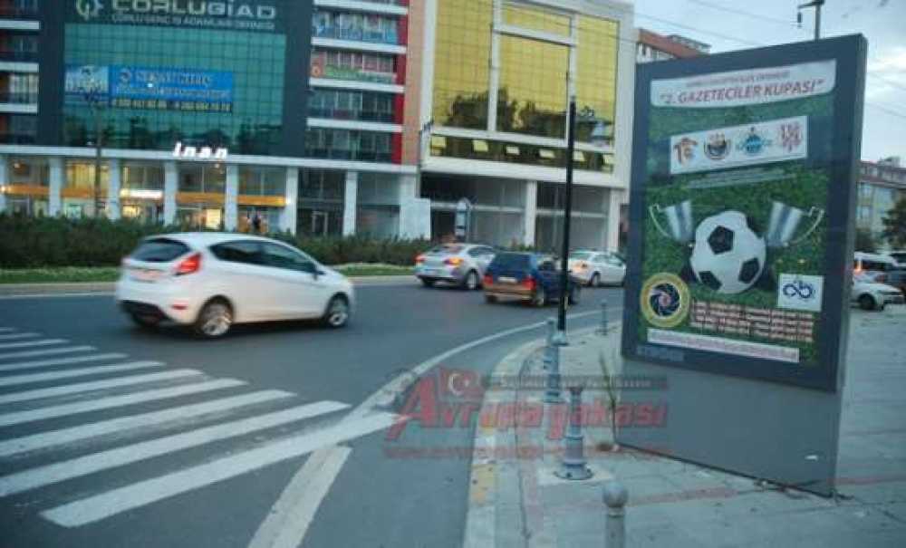 “2. Gazeteciler Kupası” Afişleri Çorlu'da
