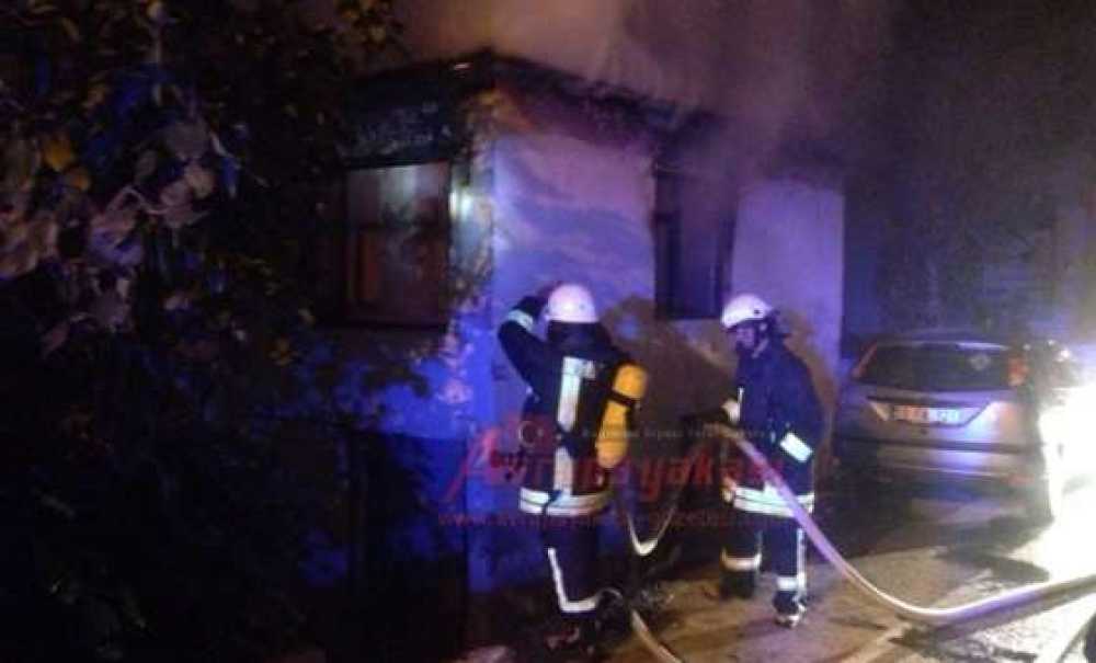 Metruk Binadaki Yangın Korkuttu