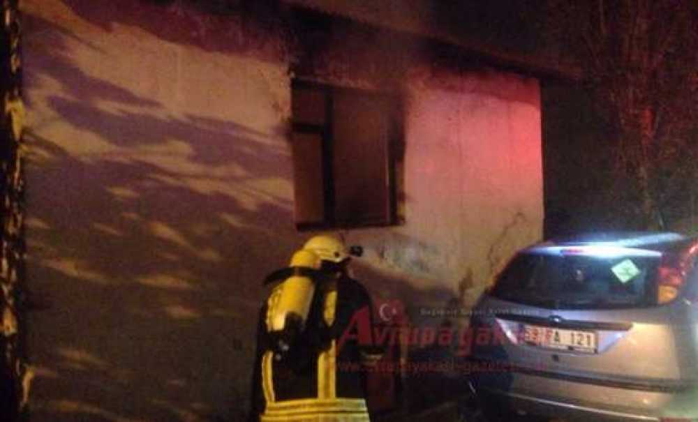 Metruk Binadaki Yangın Korkuttu