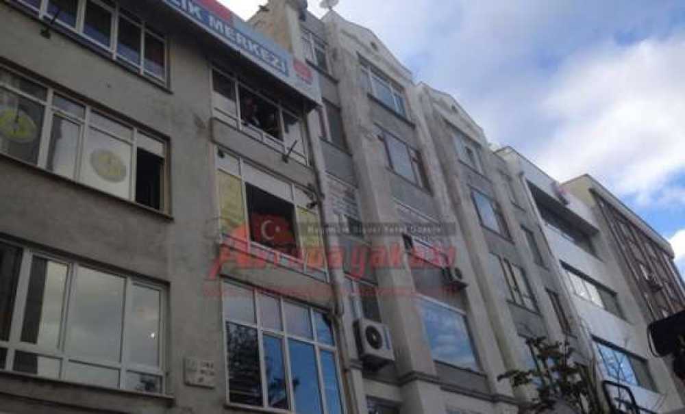 Bunalıma Giren Genç Adam İntihar Girişiminde Bulundu