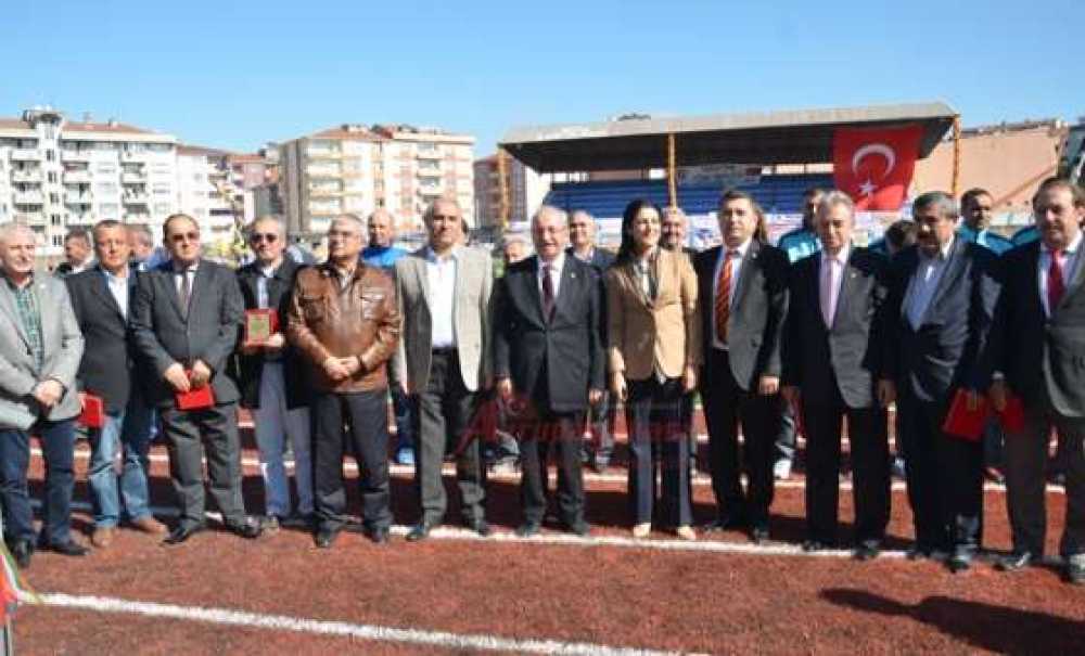 Çorluspor 1947 Sahaya İndi