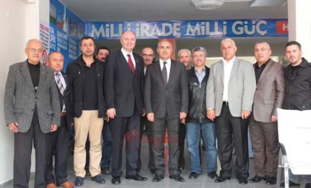 Kaymakam Kılıç`tan Ak Parti Çorlu İlçe Teşkilatı `na Ziyaret