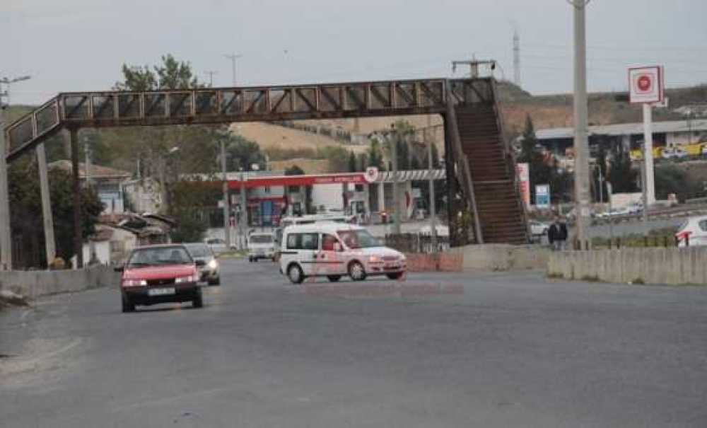 Kaderine Terk Edildi