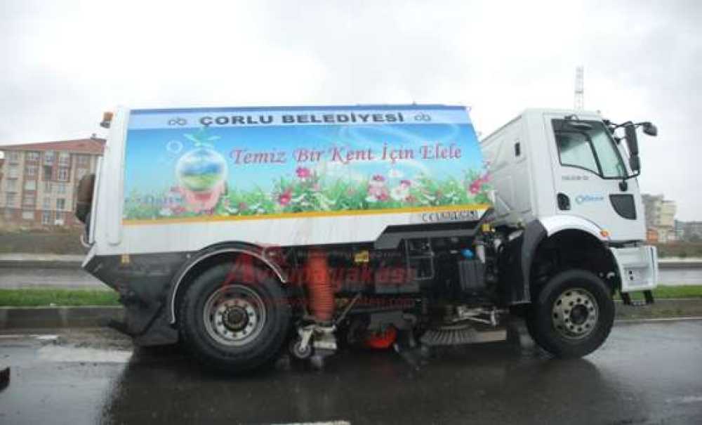 Kendi Kazdığı Çukura Düştü