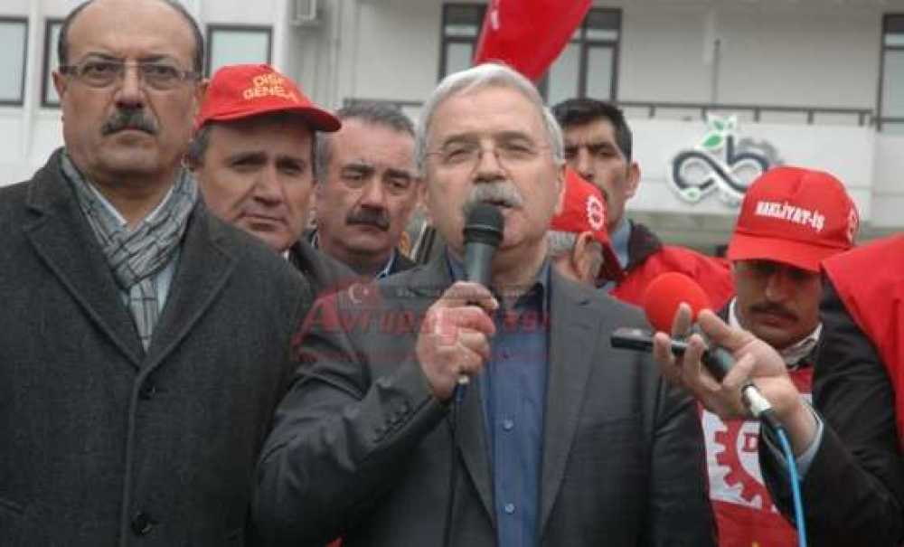 Disk Kuruluşunun 46. Yıldönümünü Çorlu`da Grevdeki İşçilerle Kutladı