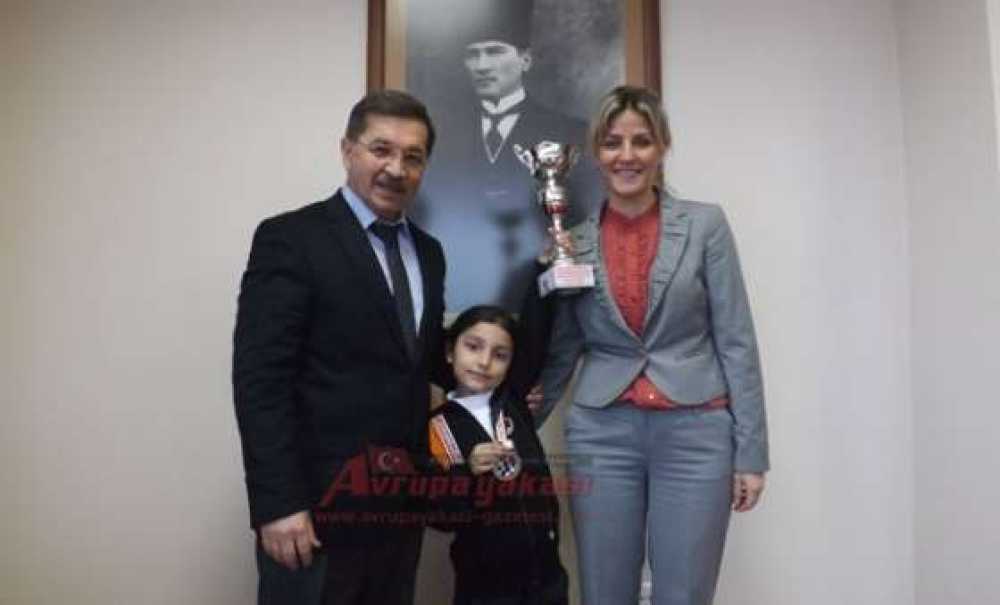 Aka Koleji'nden Bir Şampiyon Daha